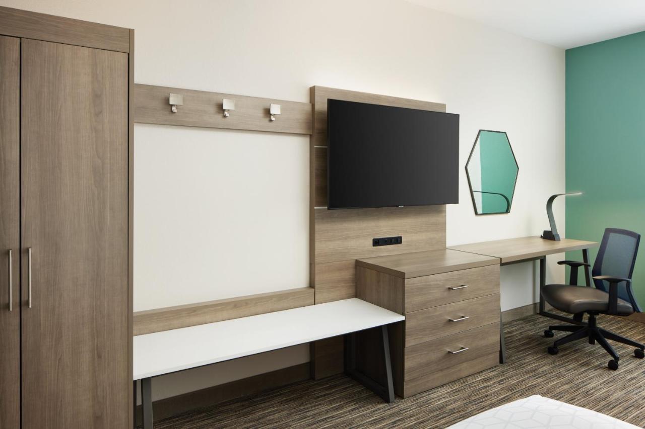 Holiday Inn Express & Suites Gulf Breeze - Pensacola Area By Ihg Exterior photo